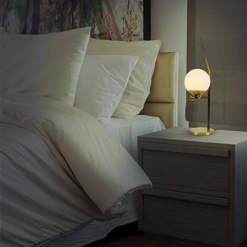 VONN Lighting Height Integrated LED Table Lamp