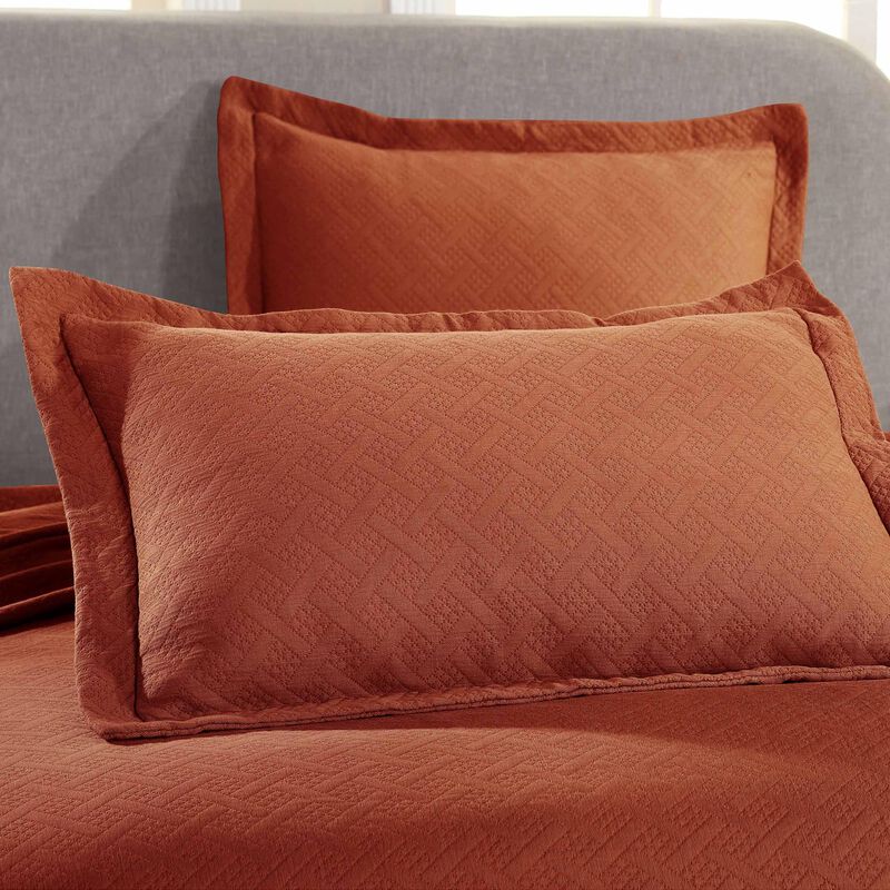 Lightweight Cotton Matelasse Bedspread Set with Matching Shams image number 4