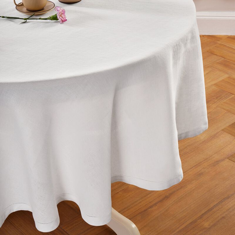 Solino Home Sonoma Hemstitch 100% Linen Round Tablecloth &ndash; Handcrafted, Machine Washable, Perfect for Holiday and Everyday Dining