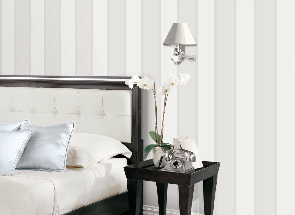Smart Stripes 2 Formal Stripe Silver Grey Wallpaper G67549
