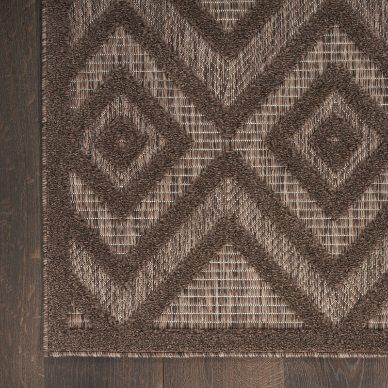 HomeRoots Geometric Indoor Outdoor Area Rug image number 4