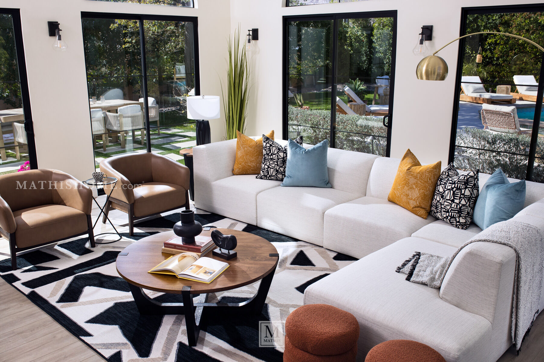 Finn 5-Piece Sectional | Mathis Home
