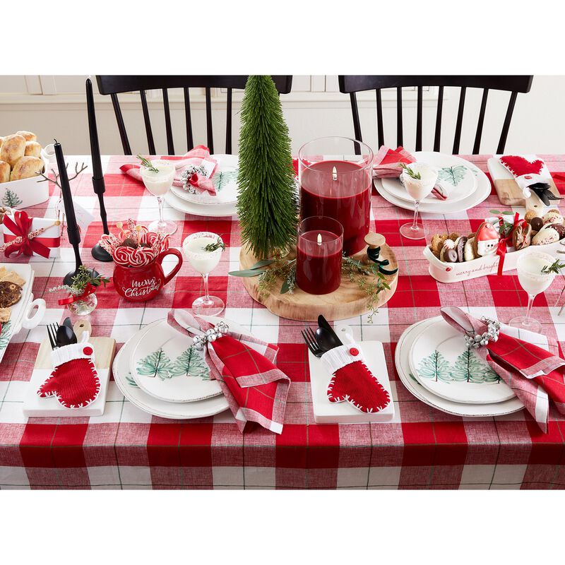 Solino Home Very Merry Plaid 100% Linen Tablecloth &ndash; Handcrafted, Machine Washable, Perfect for Holiday and Everyday Dining