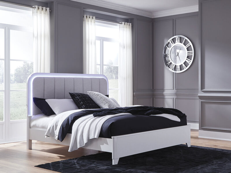 Frostlyn California King Upholstered Panel Bed image number 1
