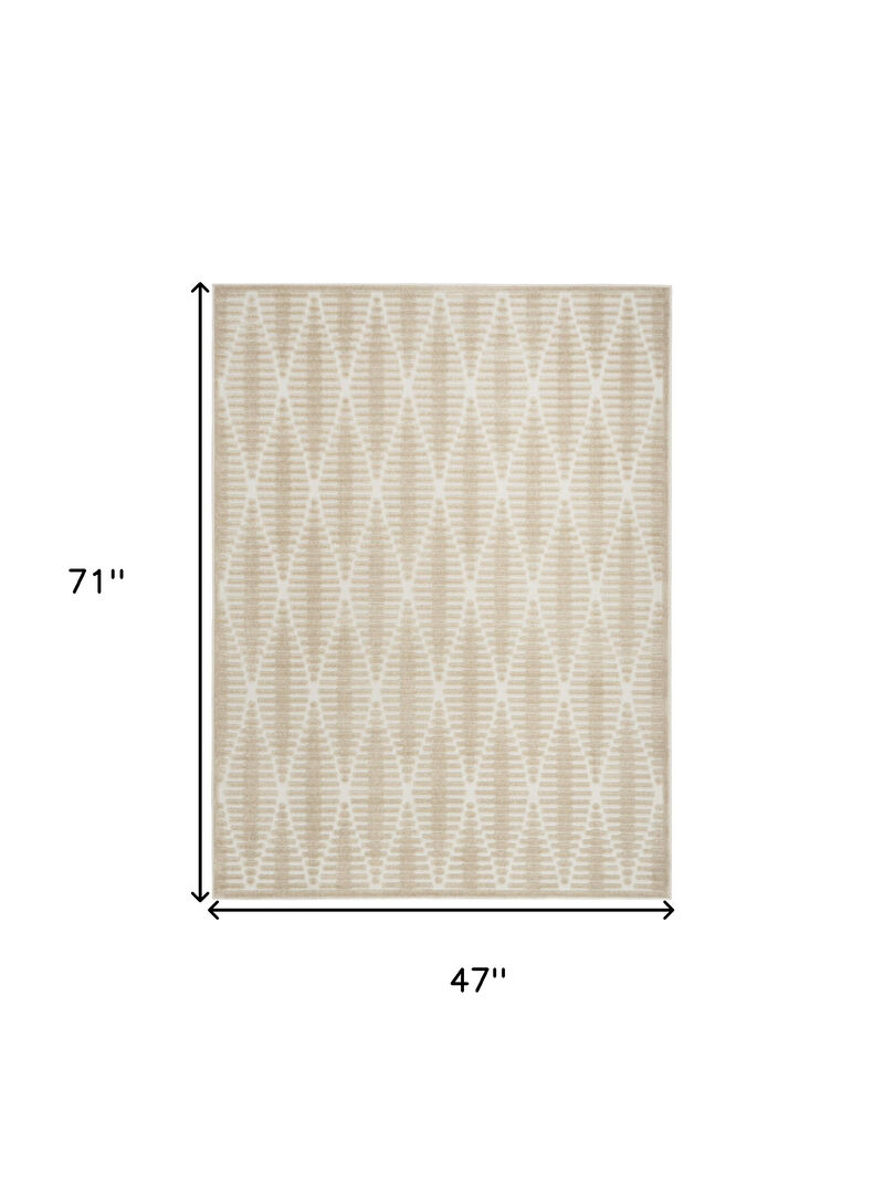 HomeRoots Geometric Area Rug image number 2