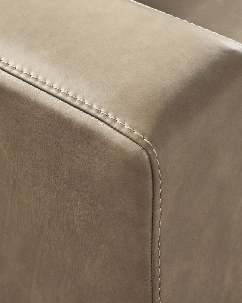 Veronella 2-Piece Sectional Sofa image number 2