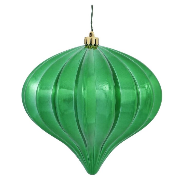 Vickerman 386804 - 5.7" Emerald Shiny Onion Christmas Tree Ornament (3 pack) (N151224DSV)