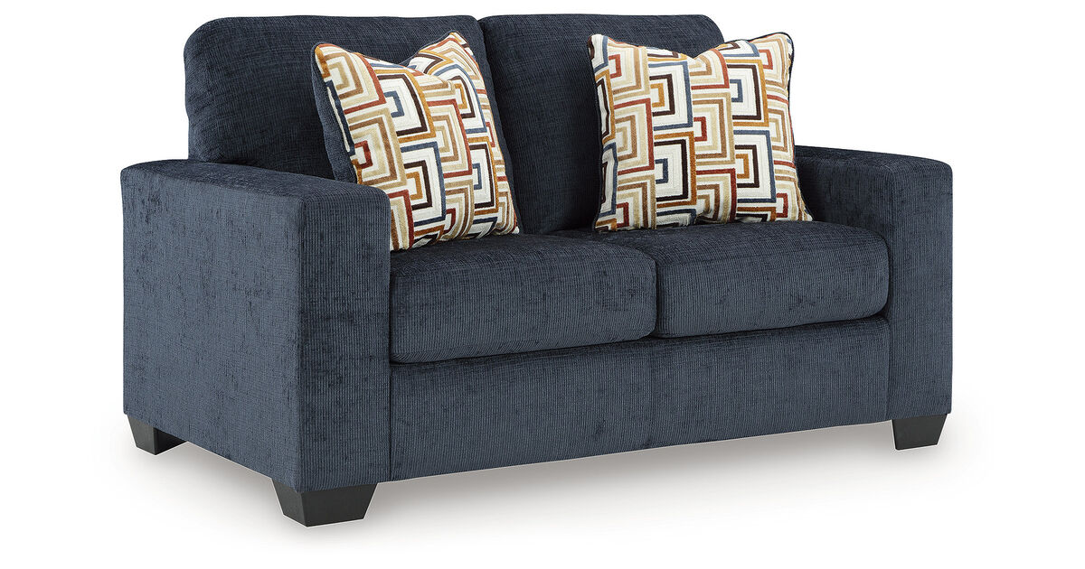 Aviemore Loveseat