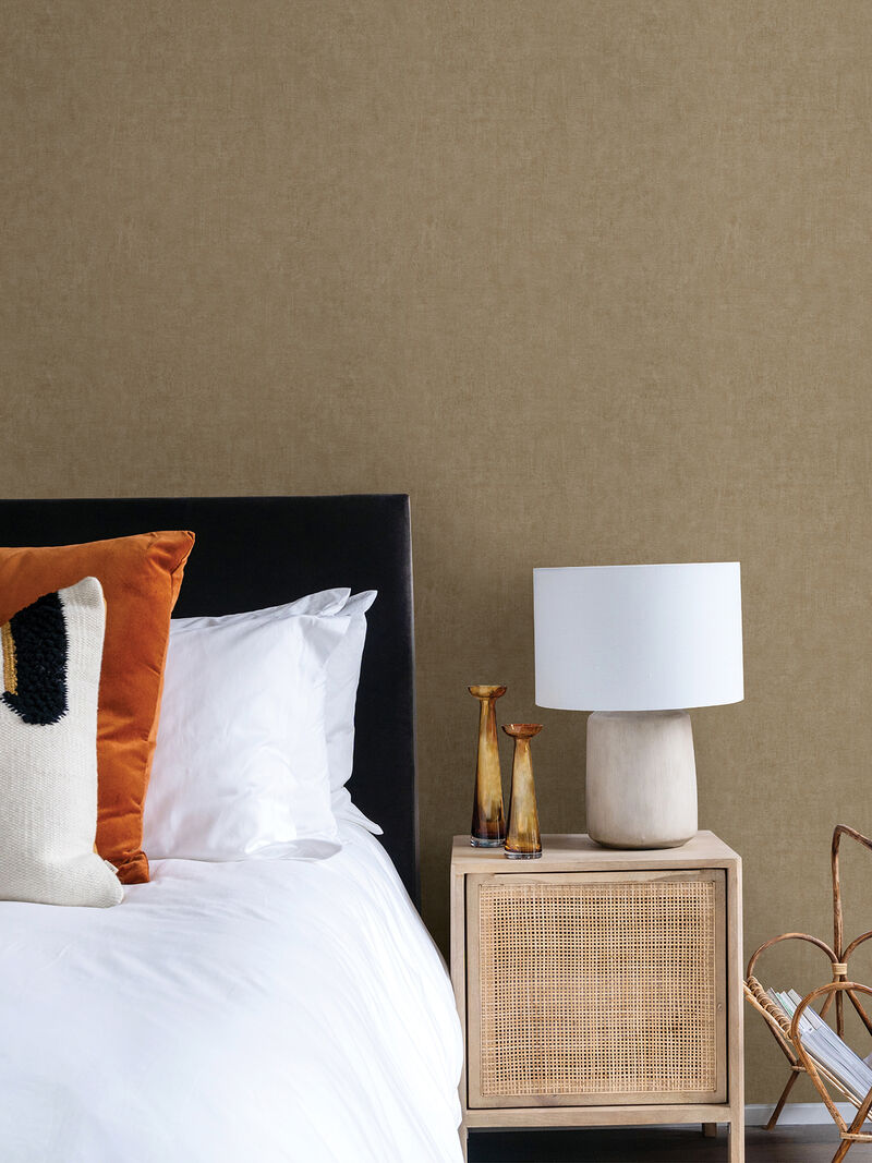 Maemi Gold Distressed Wallpaper image number 2