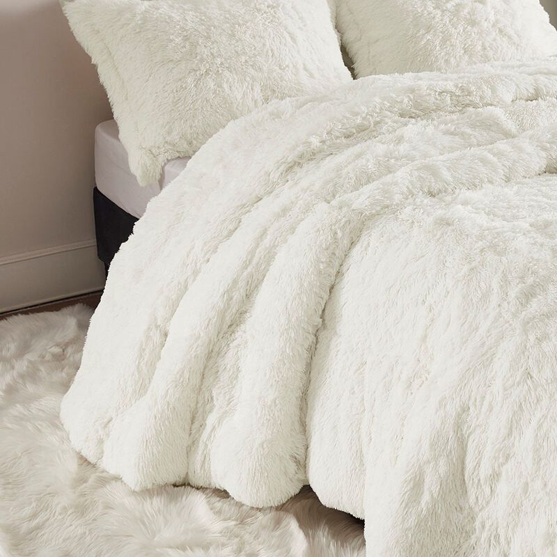 Gracie Mills Susie Solid Shaggy Long Fur Duvet Cover Set