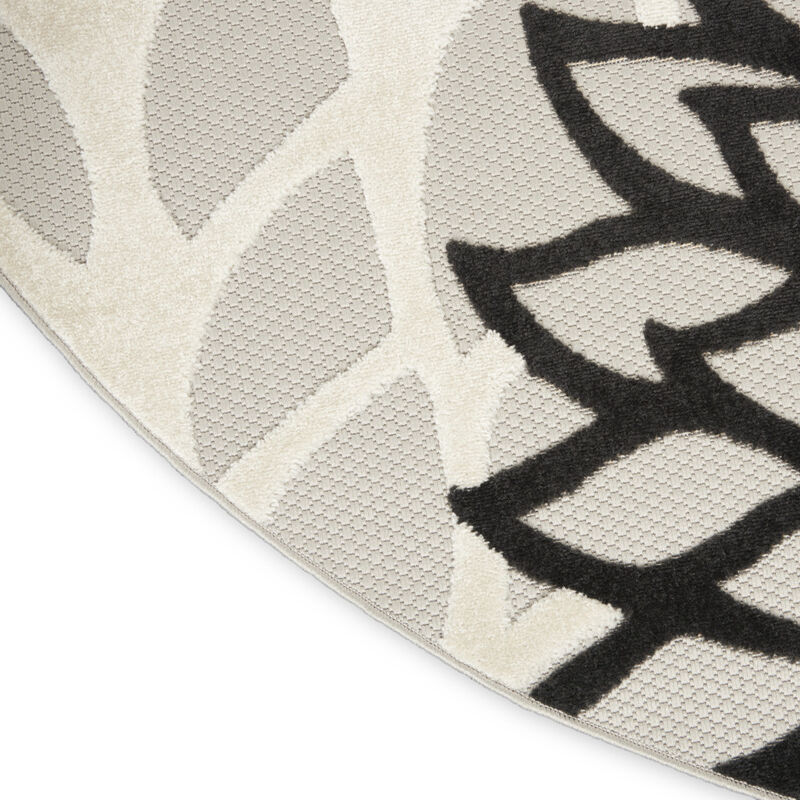 HomeRoots 4' Black And White Round Floral Indoor Outdoor Area Rug image number 3