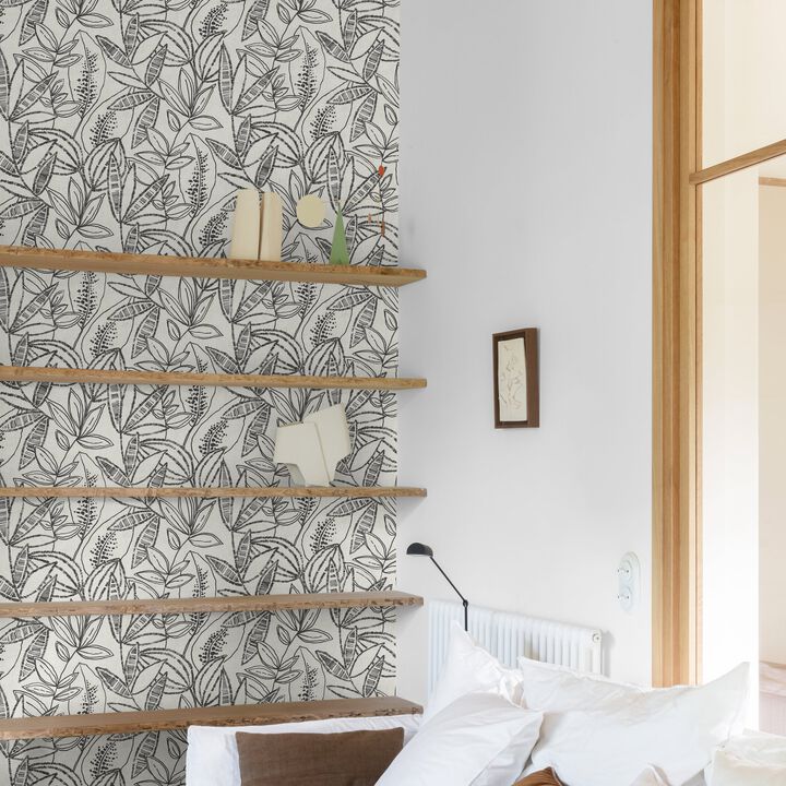 Karuna Branched Leaves All-over Black Wallpaper KRA71802