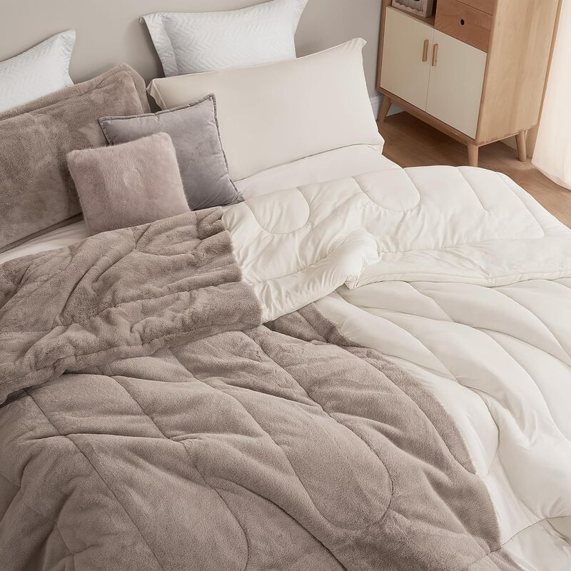 Opposites Attract - Coma Inducer� Oversized Comforter Set