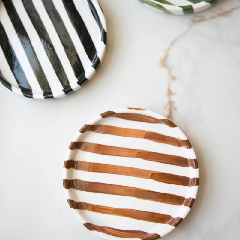 Simple Striped Ceramic Plate image number 3