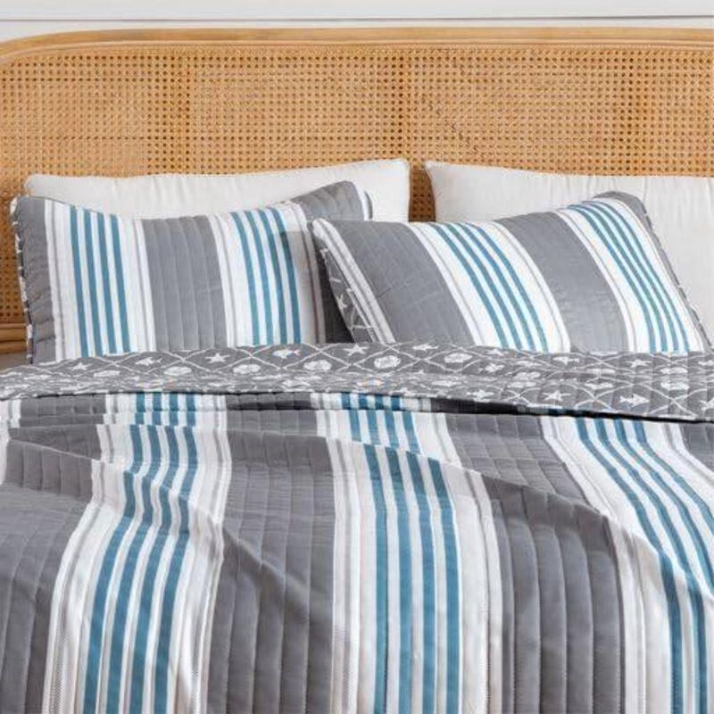 Hivvago King 3 Piece Coastal Starfish Sand Dollar Grey Blue White Nautical Quilt Set