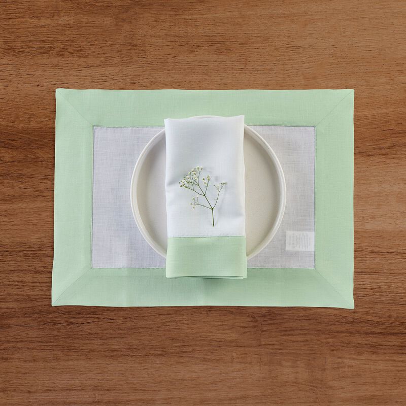 Solino Home Contempo 100% Linen Placemats &ndash; Set of 4, 14 x 19 in, Machine Washable, Holiday and Everyday Dining