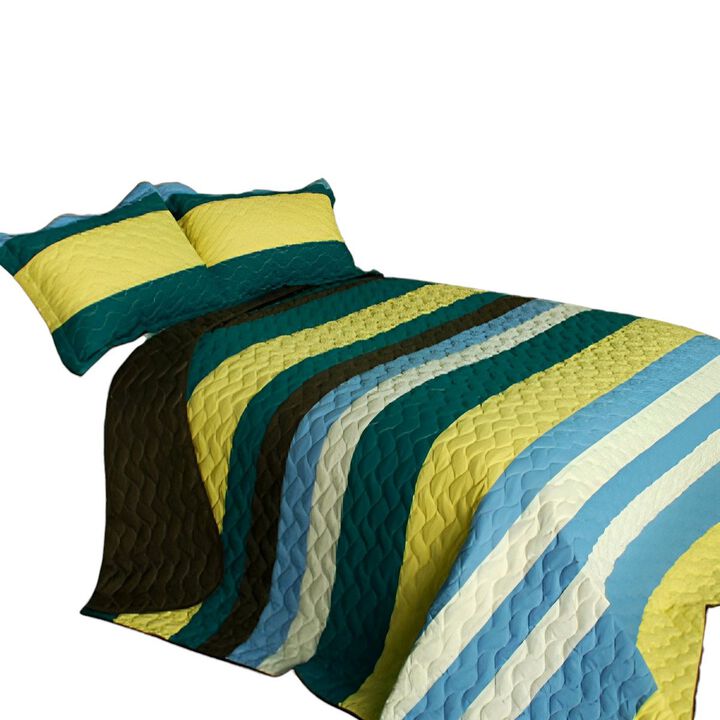 Queen Size 3-Piece Vermicelli Quilted Patchwork Quilt Set with Matching Shams - Yellow