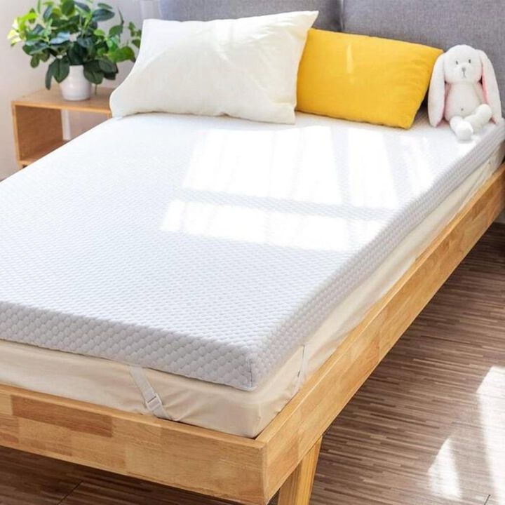 3-inch Memory Foam Mattress Topper with Removeable Baffle Box Cover