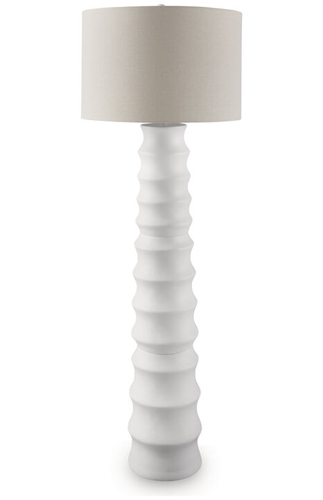 Veraleigh Floor Lamp