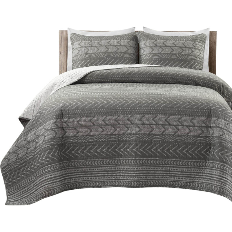 Scandinavian Chevron Stripe Reversible Cotton Quilt Set for Modern Bedroom