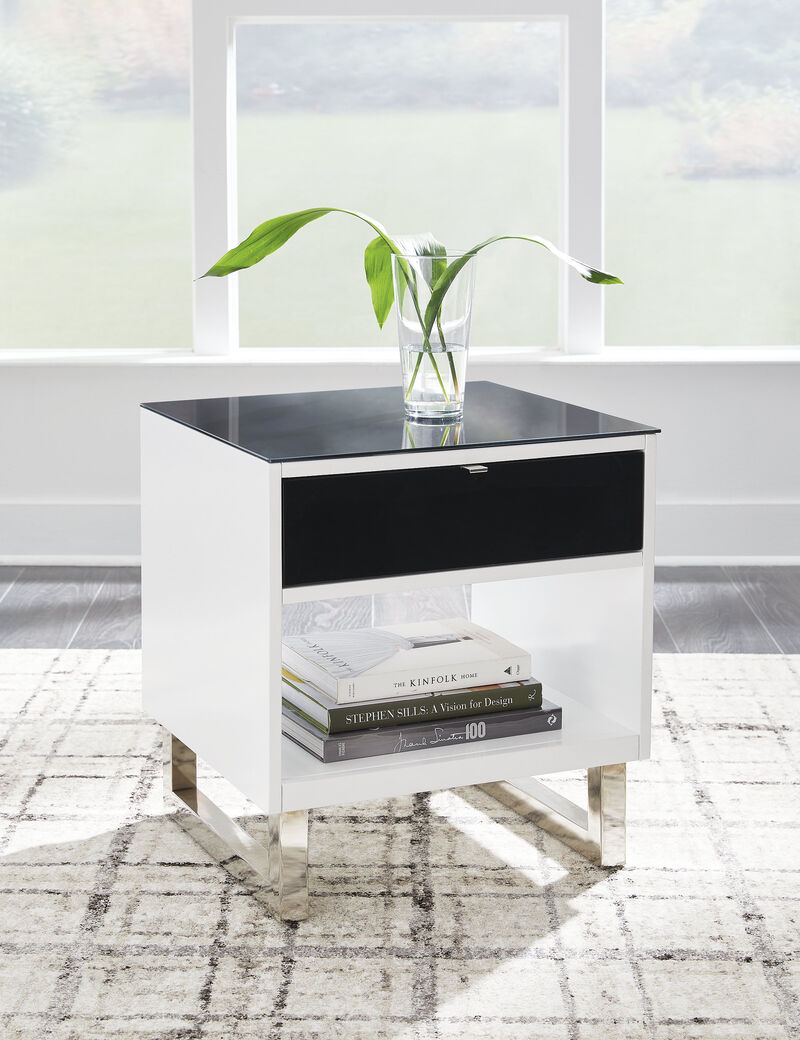 Gardoni End Table image number 1