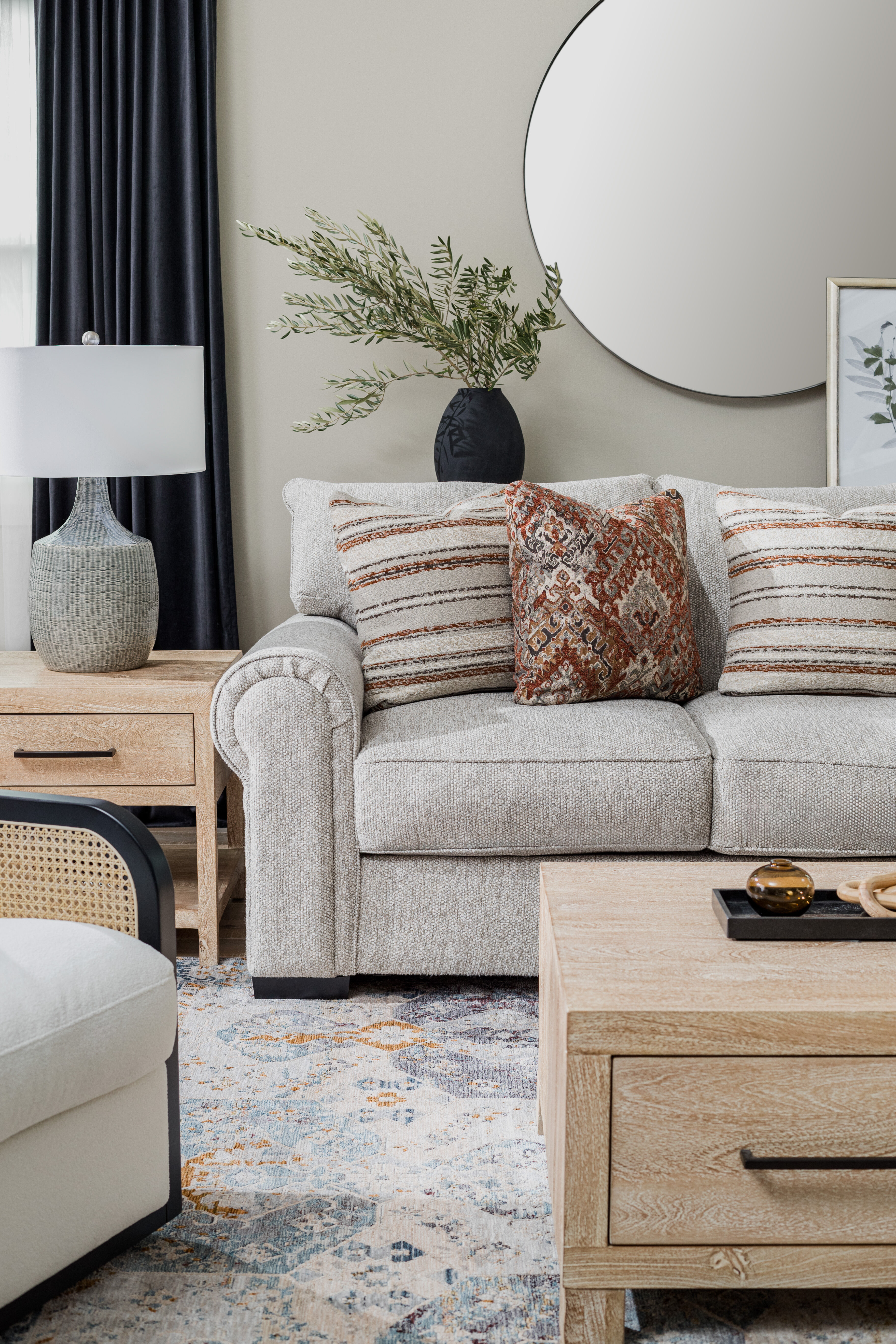 Vantage Living Room Set