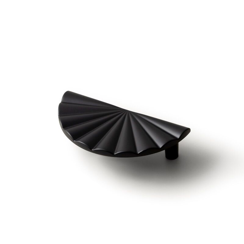 Goo-Ki Modern 2.5''Hole Centers Matte Black Cabinet Pulls, Accessible Luxury Zinc Alloy Drawer Pulls with Fan-Shaped,6 Pack