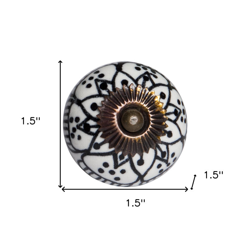 HomeRoots Set of Eight Black And White Ceramic And Metal Drawer Pull Knobs image number 4