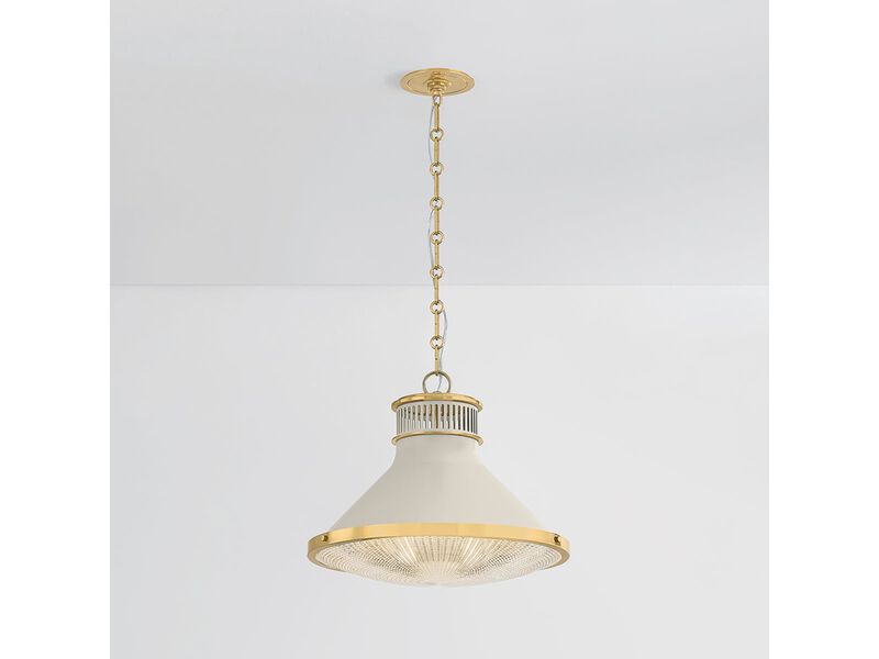 Highclere Pendant image number 2