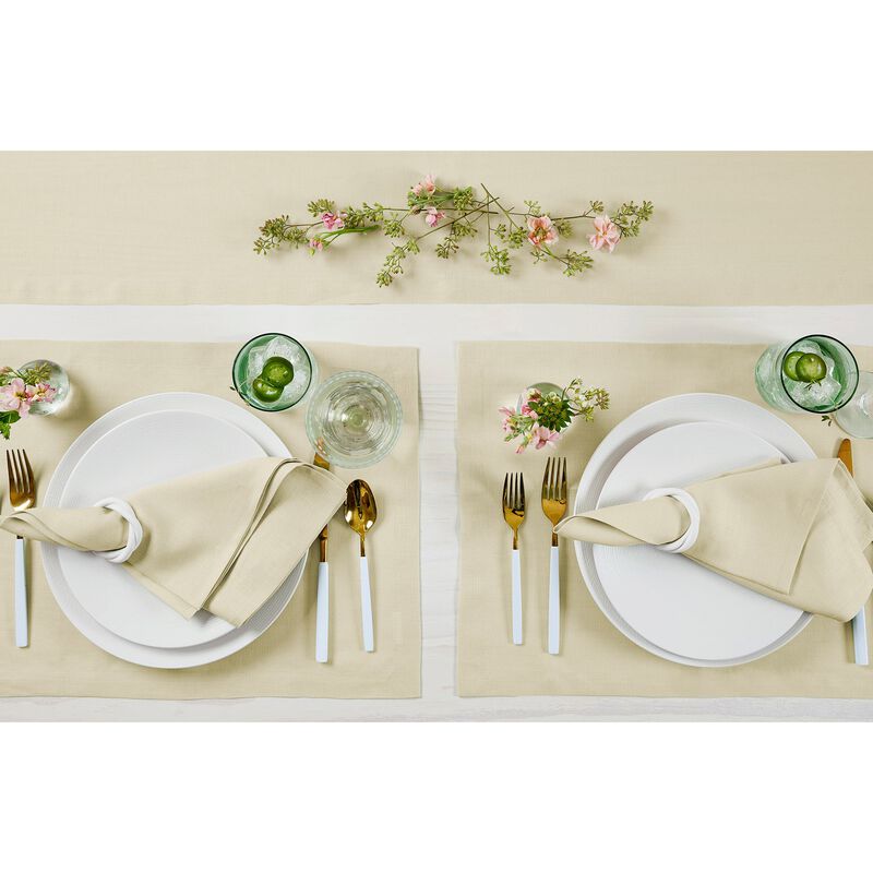 Solino Home Fete 100% Linen Placemats &ndash; Set of 4, 14 x 19 in, Machine Washable, Holiday and Everyday Dining