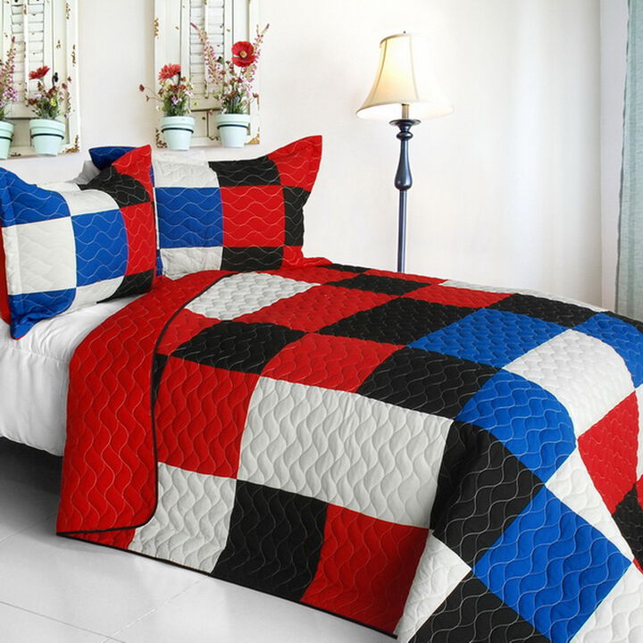 3 Piece Queen Size Patchwork Quilt Set with Vermicelli Quilted Finish-Blue