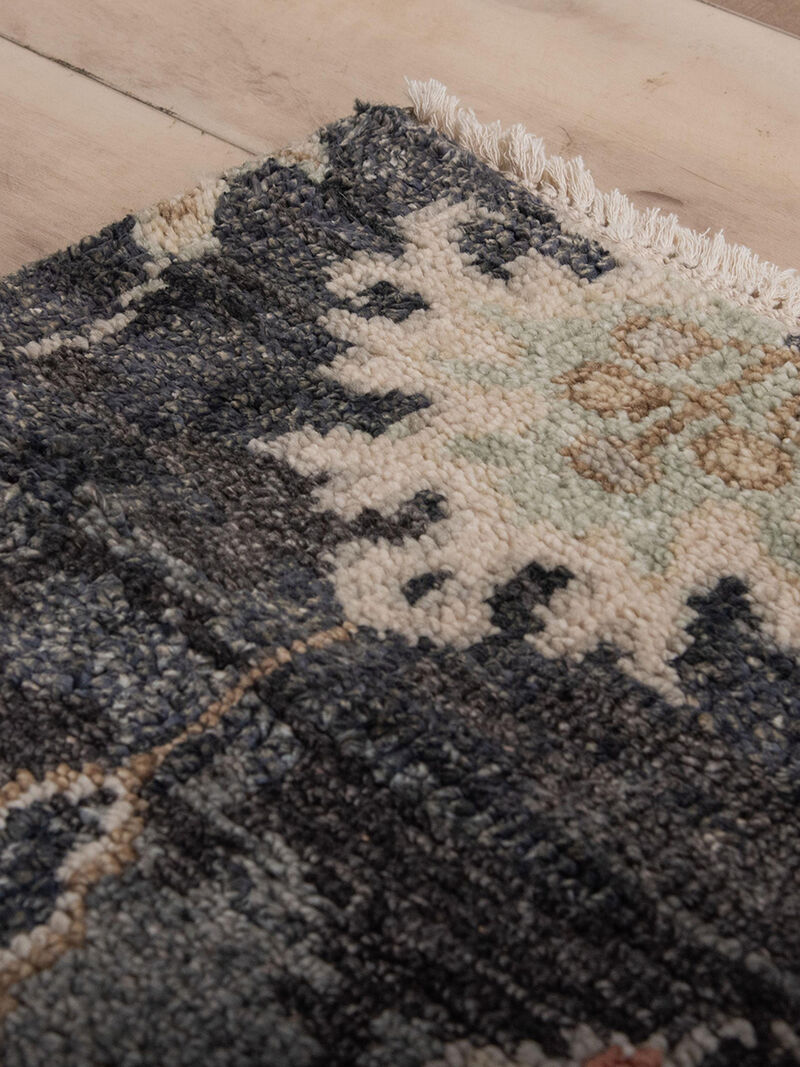 Hallmark HAL238 8' x 10' Rug image number 4