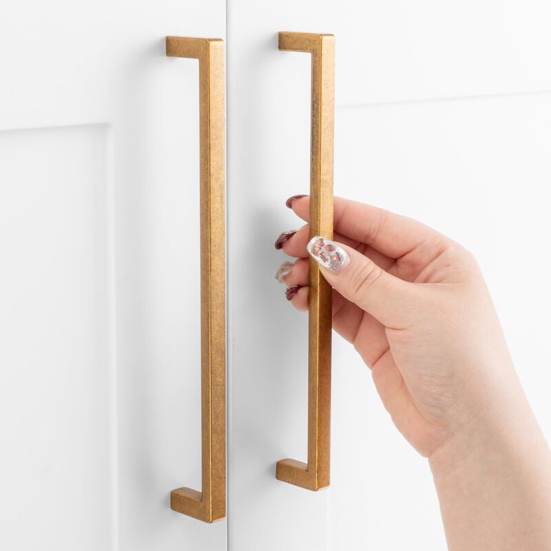 ASKANO Antique Brass Cabinet Pulls, 7-1/2 Inch Hole Centers, Square Bar Kitchen Cabinet Handles ZP2401 | Pack of 1, Solid Retro