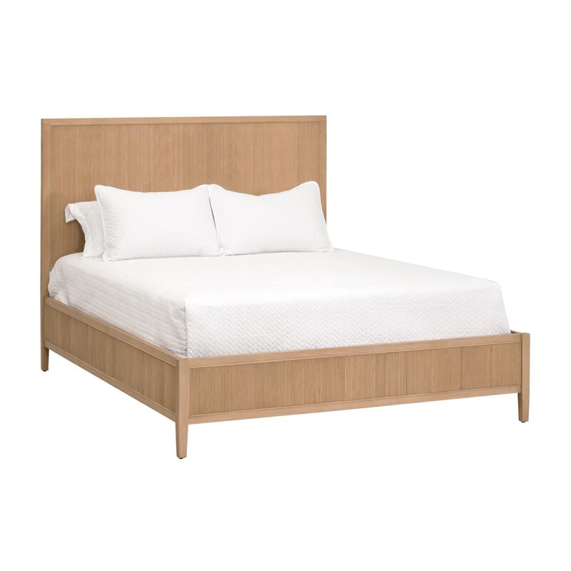 Highland Queen Bed image number 1