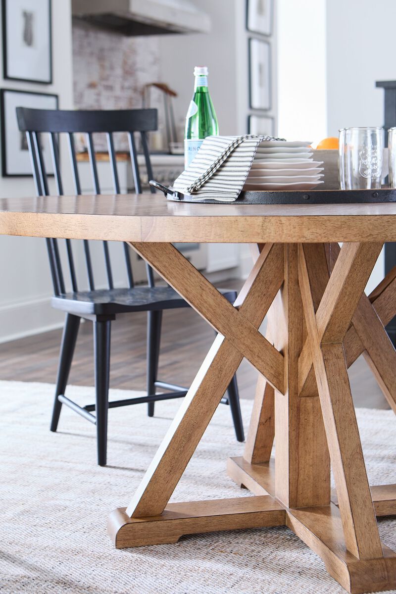 60" Round Pedestal Table image number 3