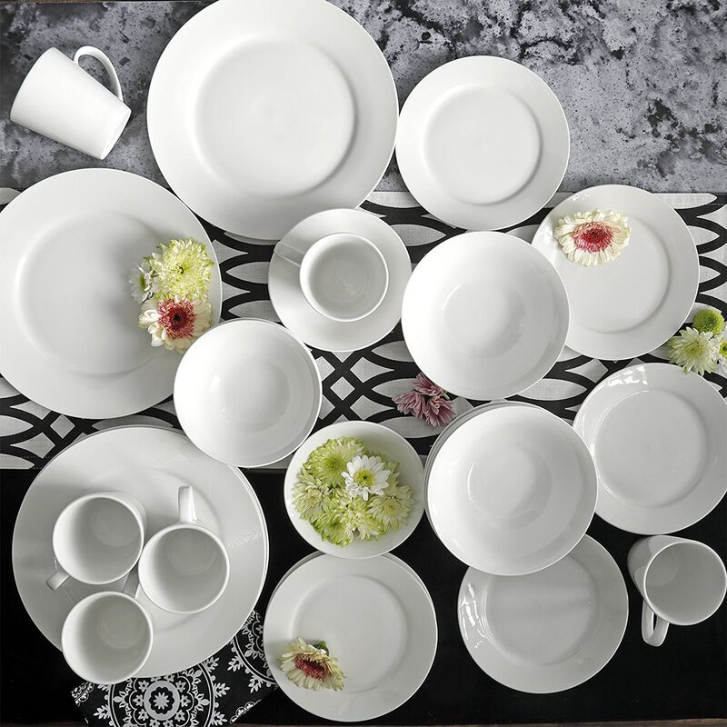 Gibson Home Noble Court 30 Piece Ceramic Dinnerware Set in White