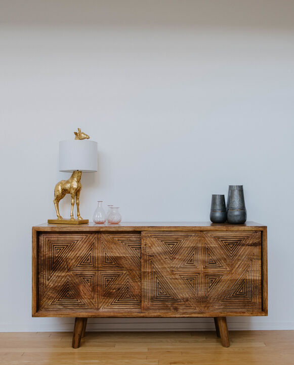 Resin Giraffe Table Lamp with Linen Shade, Distressed Gold
