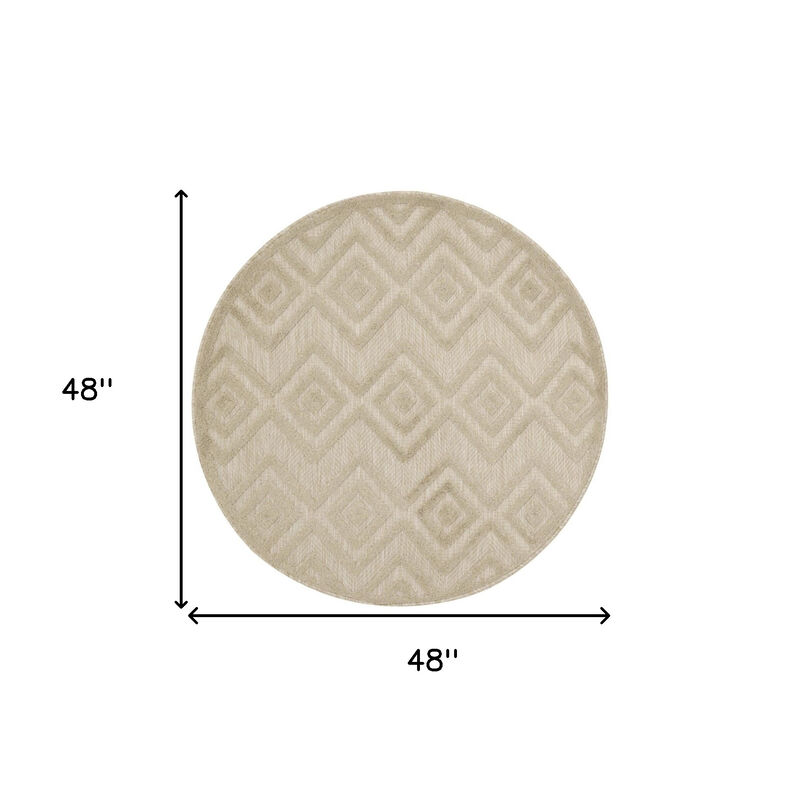 HomeRoots 4' Cream And Beige Round Geometric Indoor Outdoor Area Rug image number 4