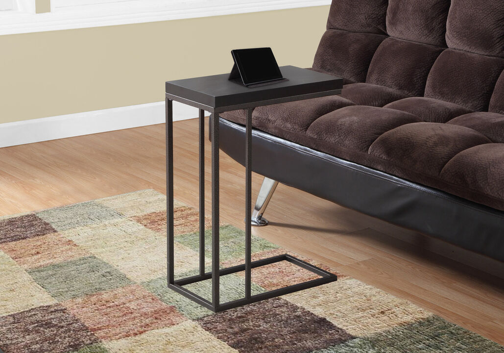 Contemporary MDF & Metal Accent Table &ndash; Space-Saving Side Table with Sturdy Base