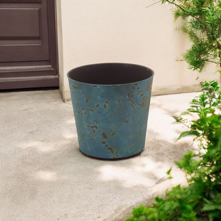 Plastic Round Planter for Indoor Outdoor Use on Patio, Balcony, or Home