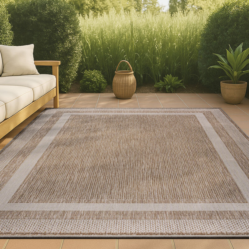 Dover Classic 3-Stripe Border Indoor/Outdoor Area Rug