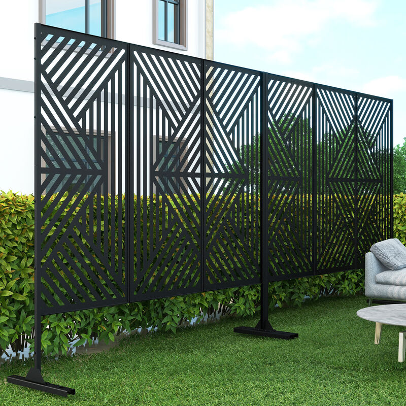 Arched Metal Outdoor Privacy Screen, Freestanding Outdoor Divider Decorative Privacy Fence