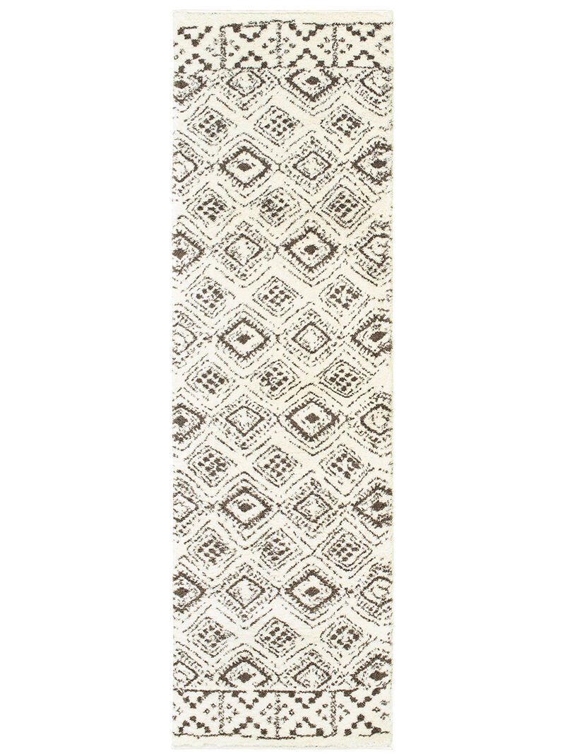 Verona 2'3" x 7'6" Ivory Rug