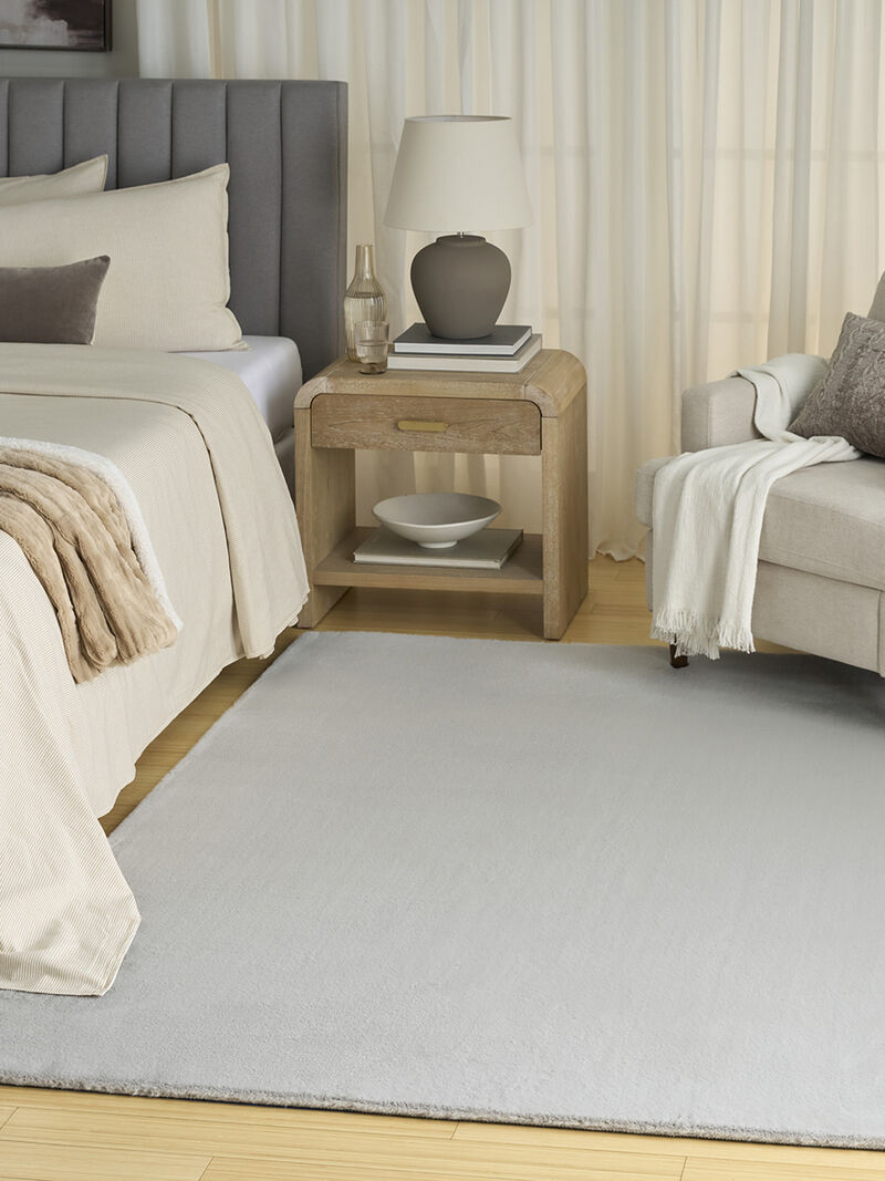 Soft Plush Rabbit Fur SFF01 Silver 5' x 7' Rug