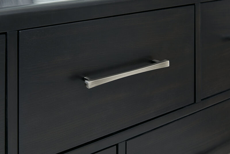 Rowanbeck 5 Drawer Chest of Drawers image number 5