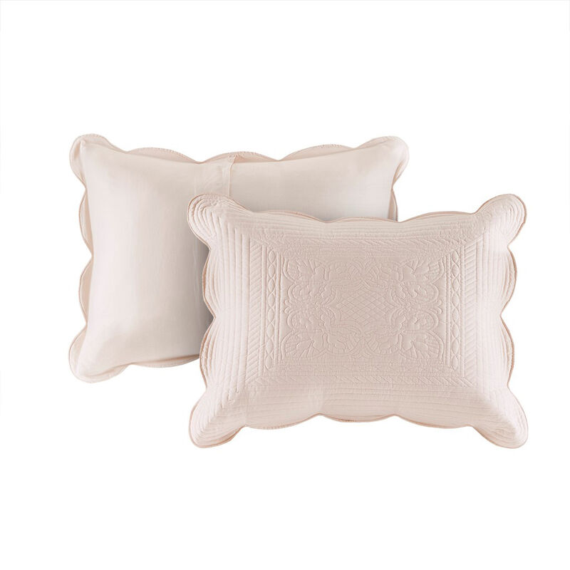 Gracie Mills Salvatore 6-Piece Reversible Cottage-Inspired Scalloped Edges Daybed Set