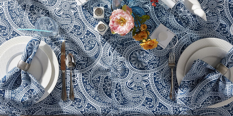84" Zippered Outdoor Tablecloth with Printed Blue Paisley Design
