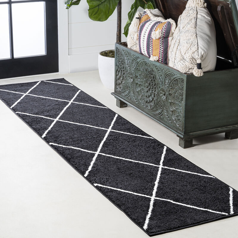 Cole Minimalist Diamond Trellis Area Rug