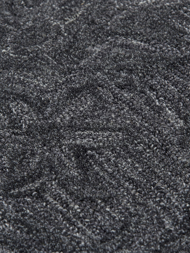 Fifth Avenue FA177B 5' x 8' Rug image number 4
