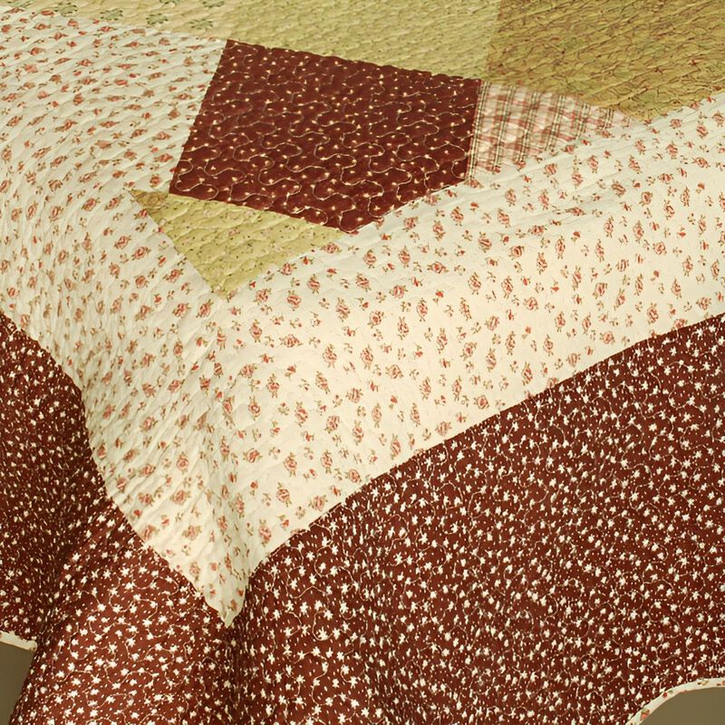 Queen Size Cotton 3-Piece Vermicelli Quilted Printed Quilt Set with Matching Pillow Shams image number 2